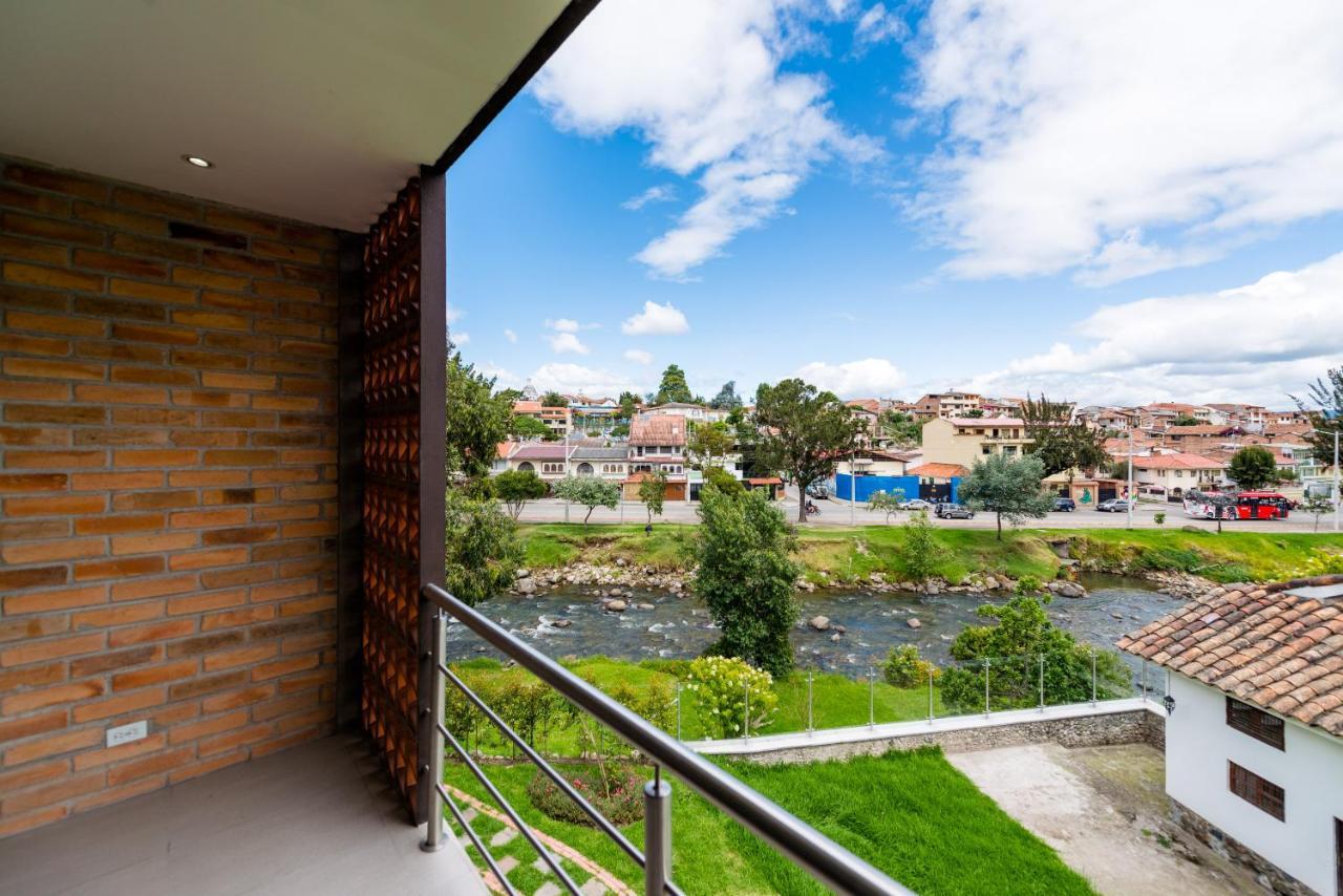Venue Batan Hotel&Suites Куенка Екстер'єр фото